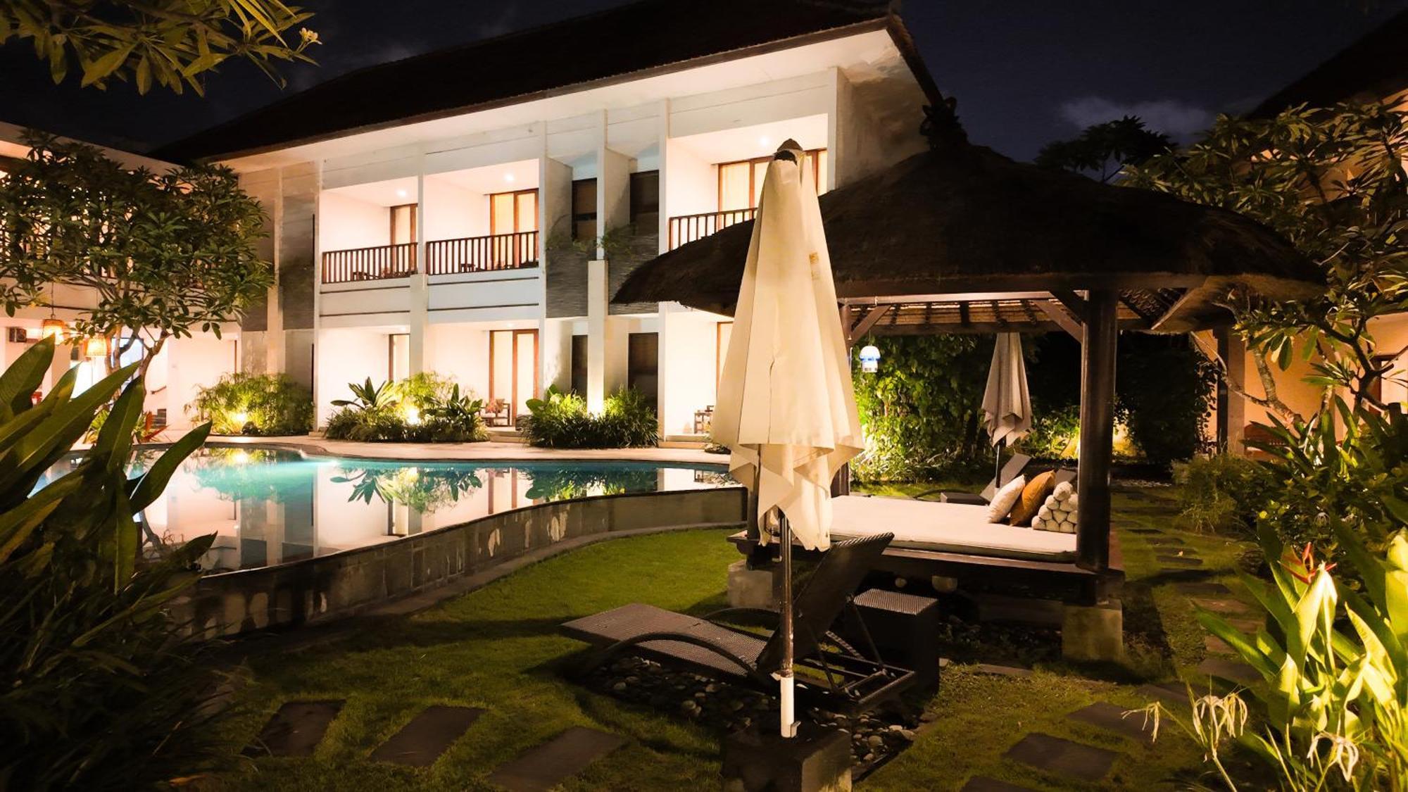 Villa Diana Bali 16 Bedrooms Seminyak  Bagian luar foto