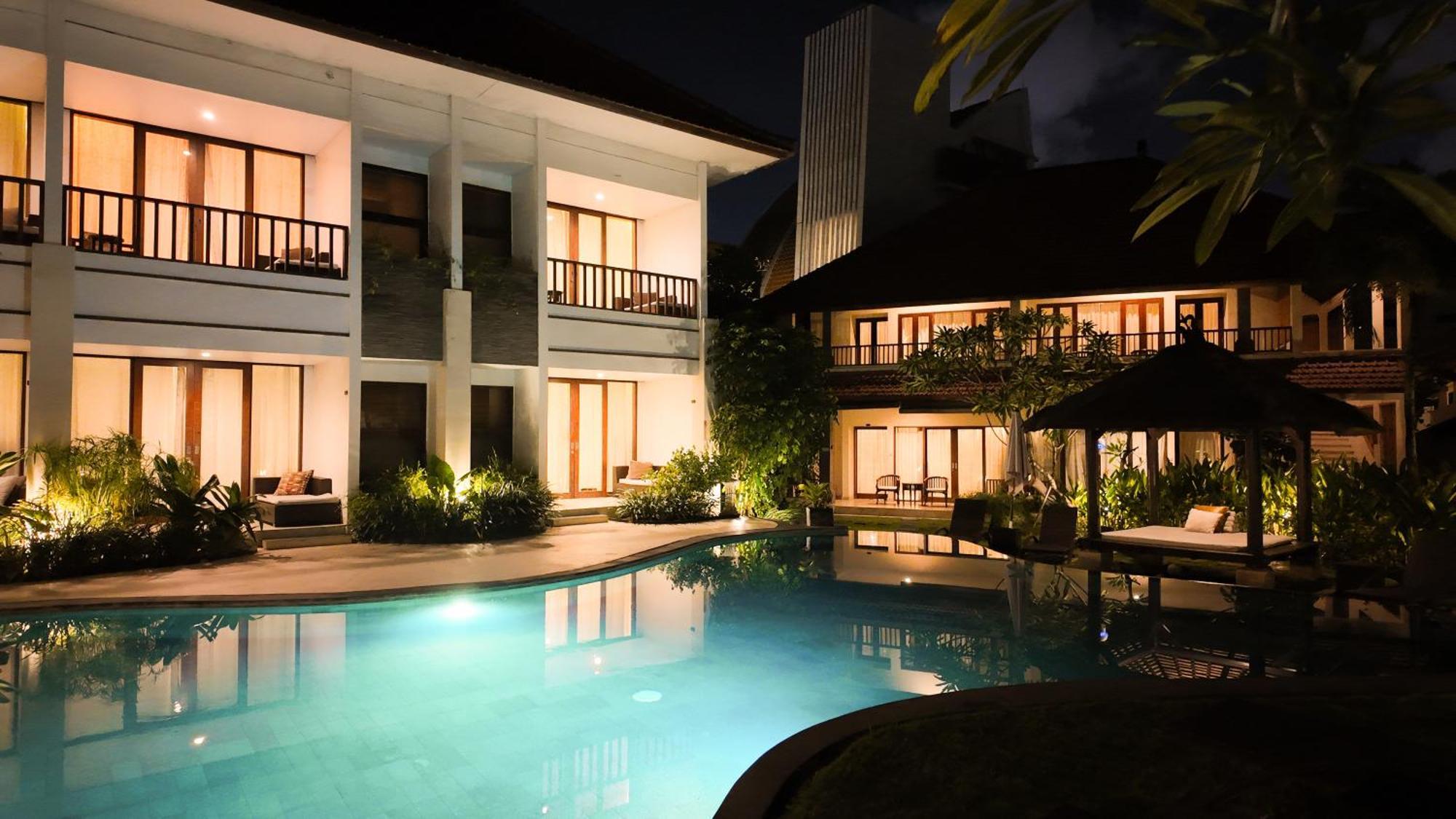 Villa Diana Bali 16 Bedrooms Seminyak  Bagian luar foto