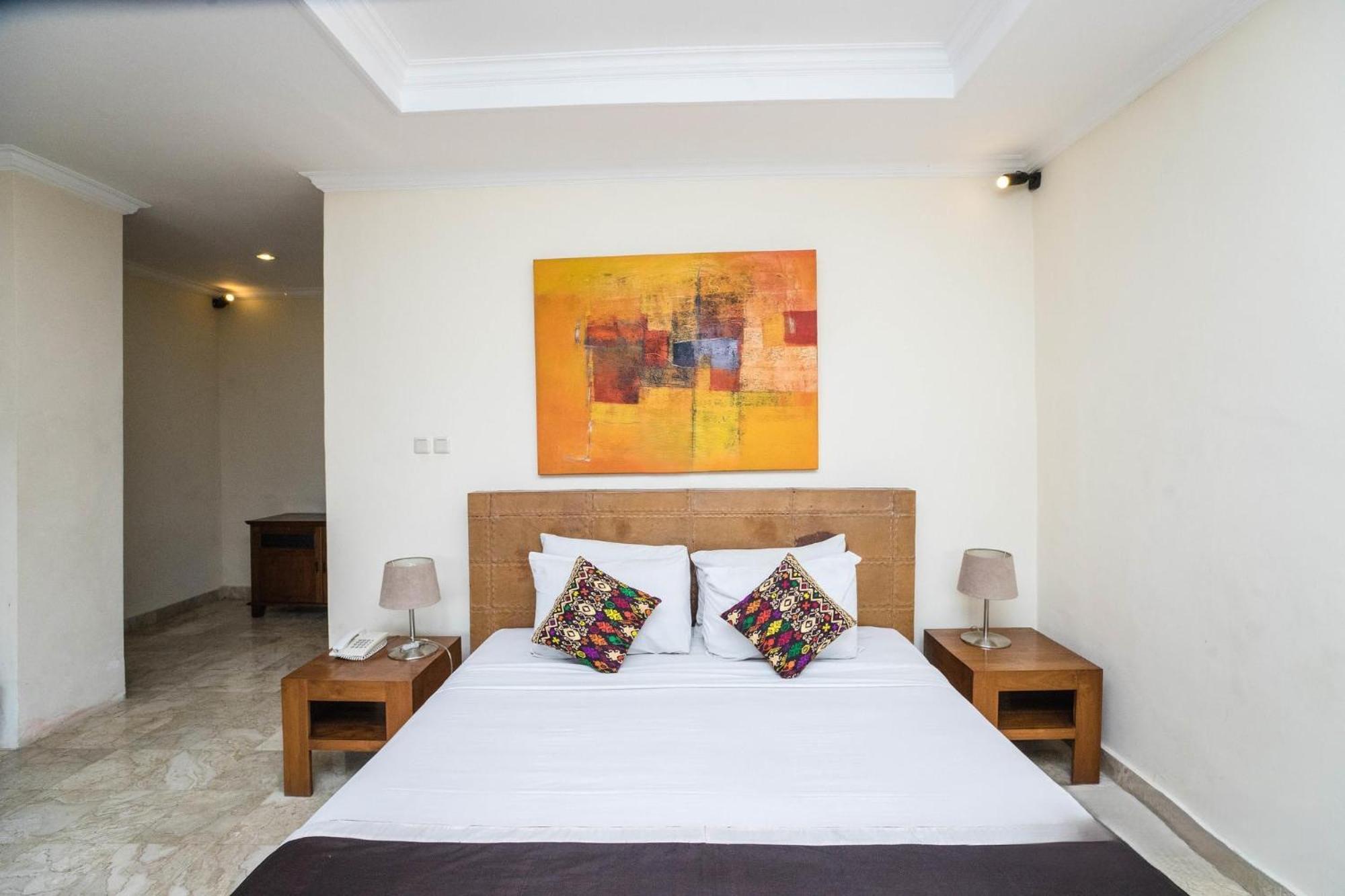 Villa Diana Bali 16 Bedrooms Seminyak  Bagian luar foto