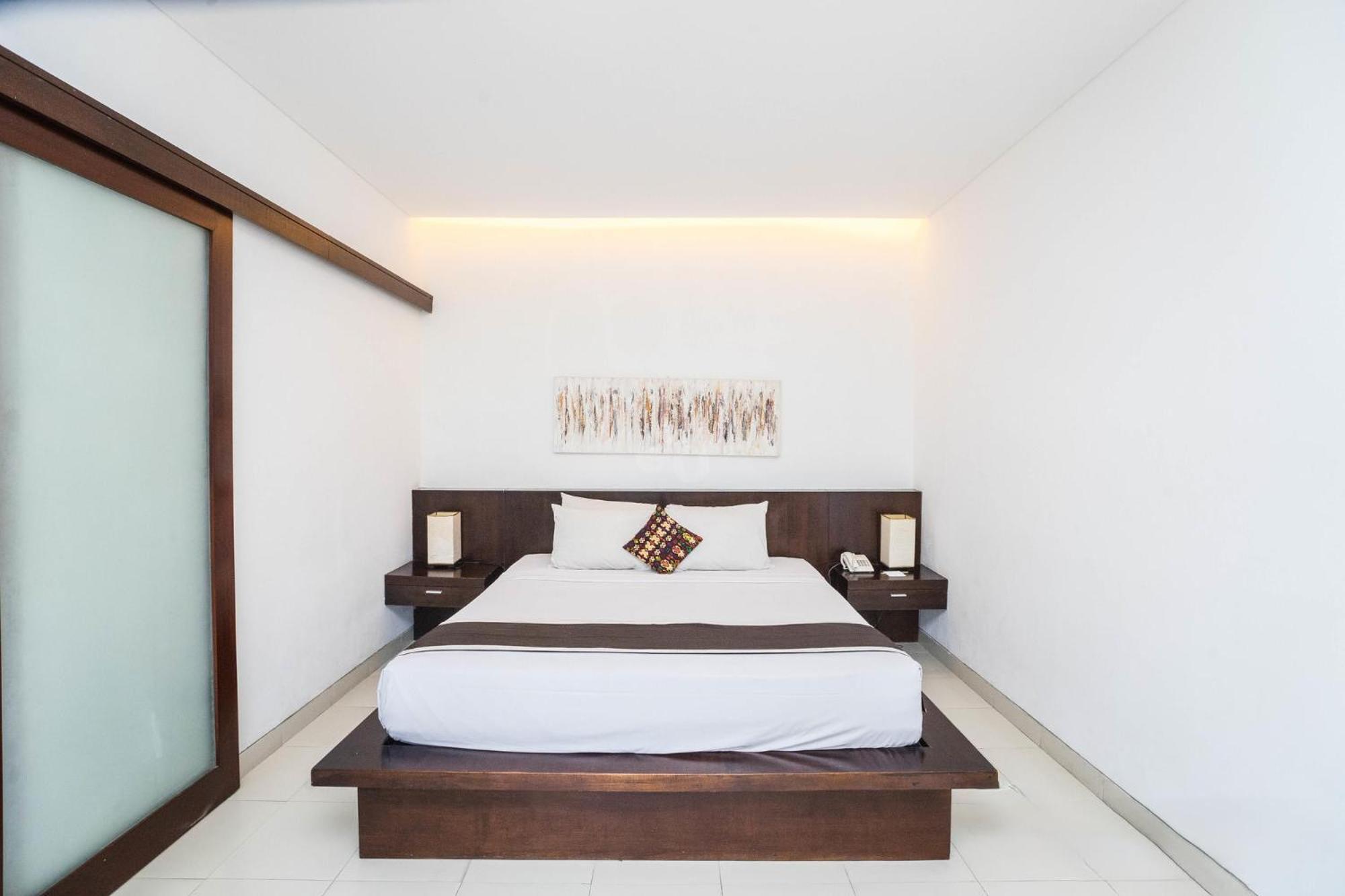 Villa Diana Bali 16 Bedrooms Seminyak  Bagian luar foto
