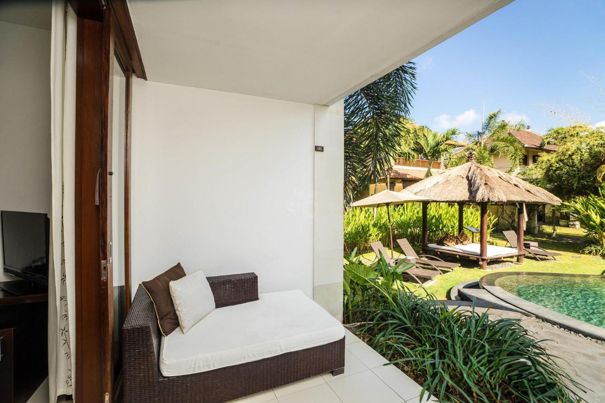 Villa Diana Bali 16 Bedrooms Seminyak  Bagian luar foto