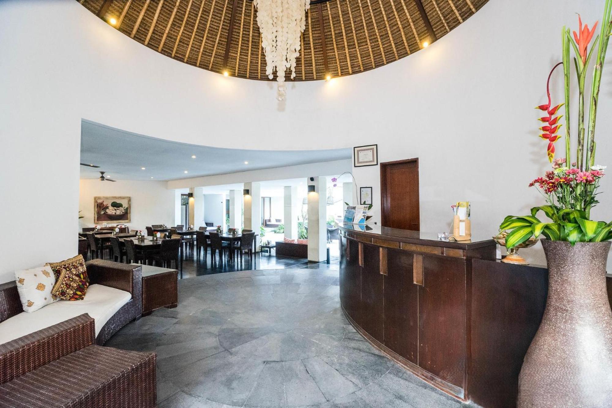 Villa Diana Bali 16 Bedrooms Seminyak  Bagian luar foto