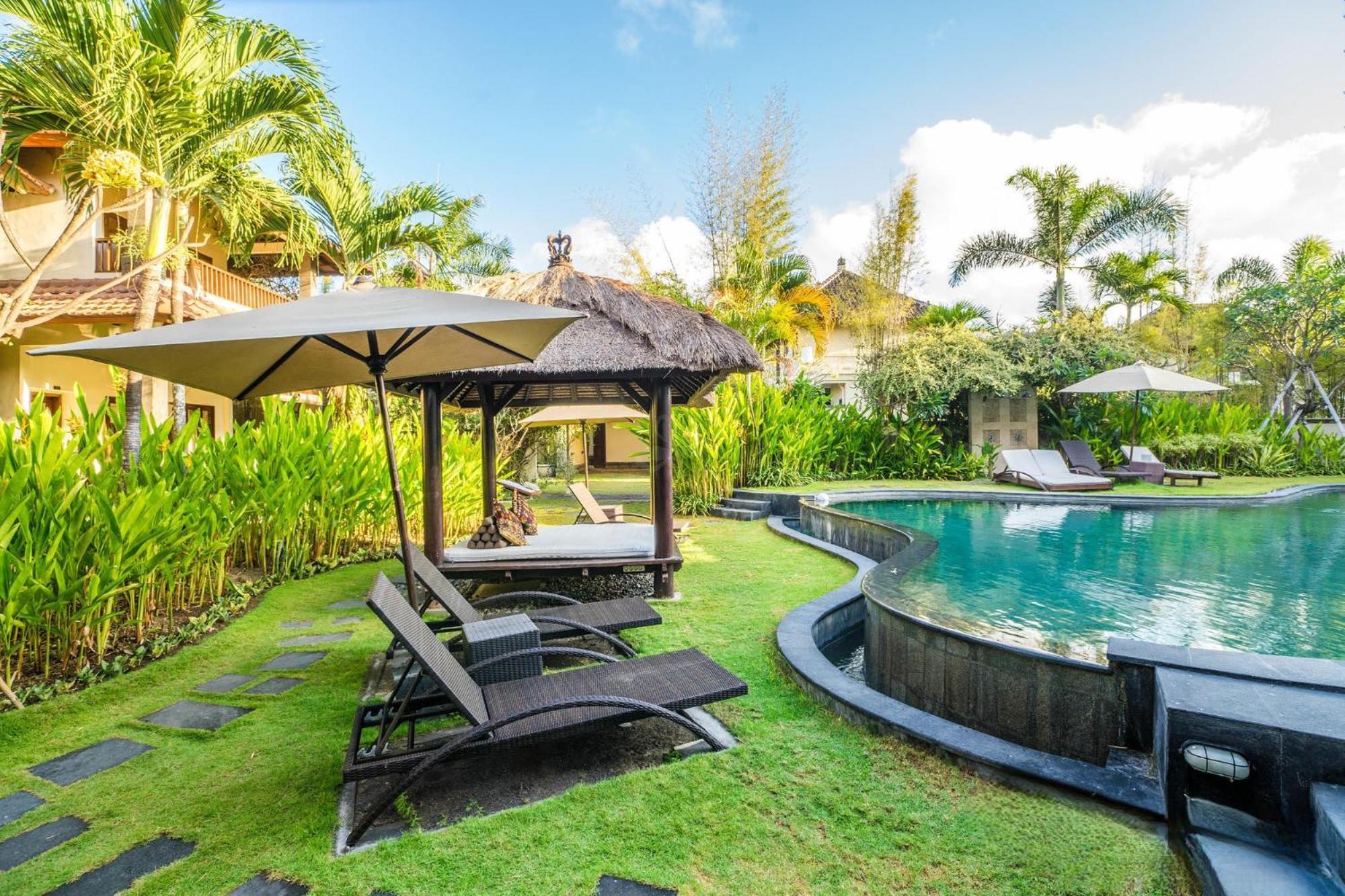 Villa Diana Bali 16 Bedrooms Seminyak  Bagian luar foto