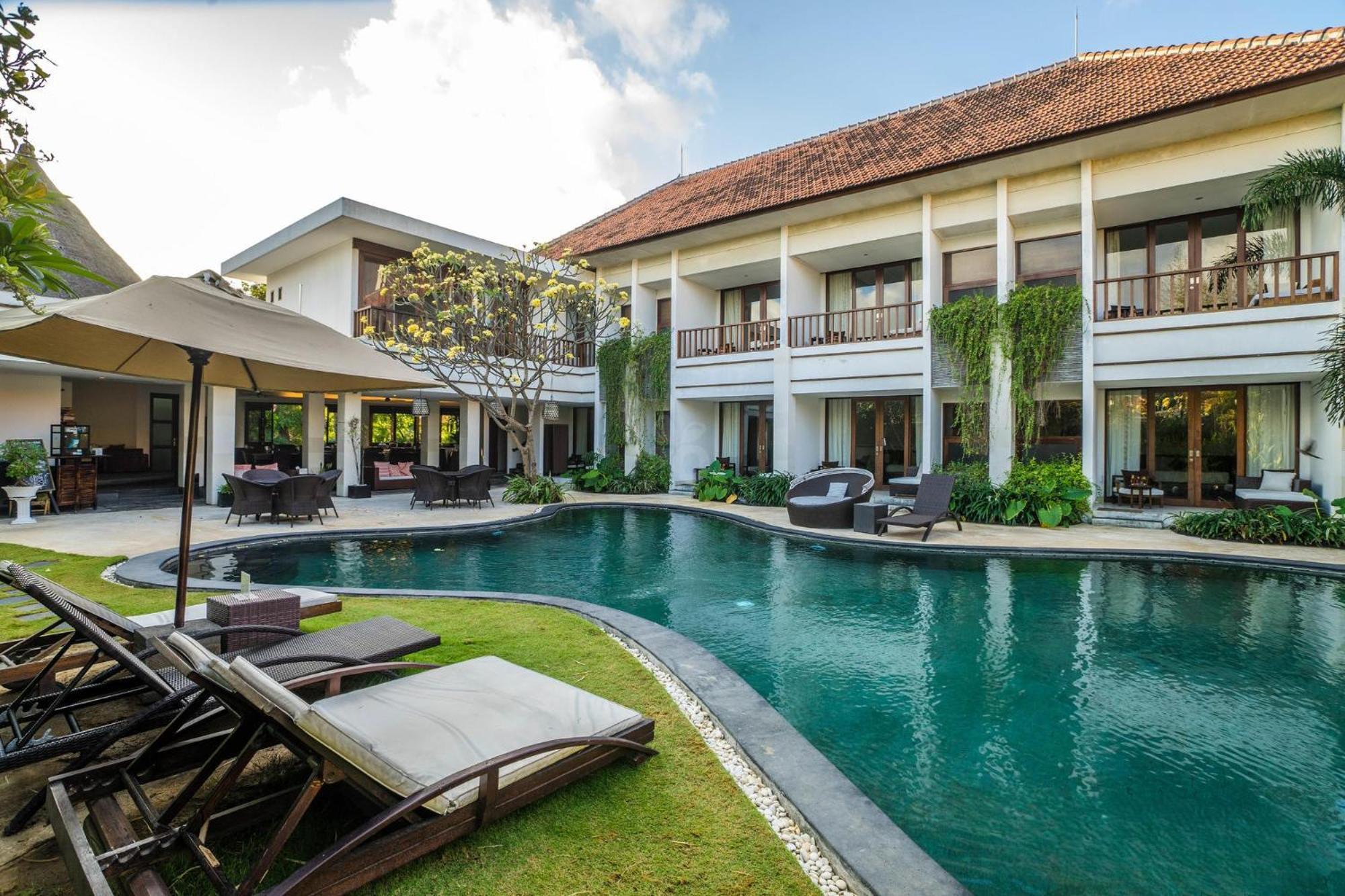 Villa Diana Bali 16 Bedrooms Seminyak  Bagian luar foto